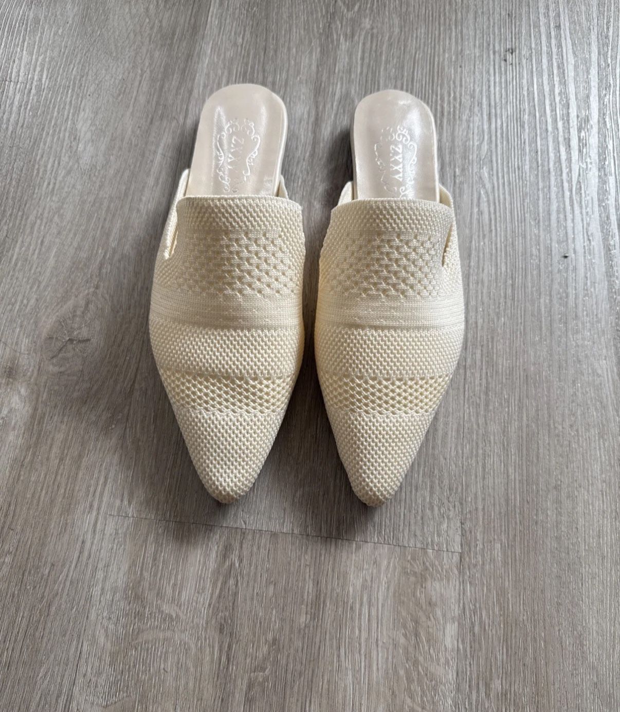 Cream Knit Pointed-Toe Mules