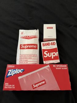 Lot Supreme Accessories 