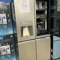 Cruz S Appliances L G SIGNATURE 4 Door Stainless Steel Easy Financing Credit Available 