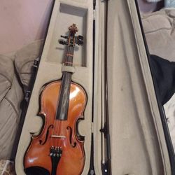 VIOLIN. CHICO
