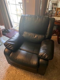 Black Leather Recliner Chair