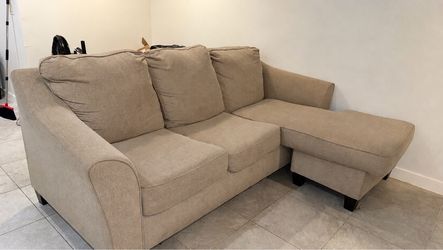 SOFA MUST GO BY 9/1