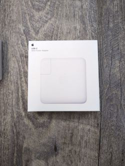 Apple USB C 96 W Power Adapter Unopened 