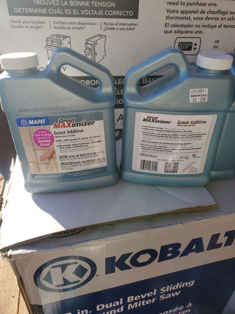 MAPEI Grout Maximizer 64-fl oz Grout Additive