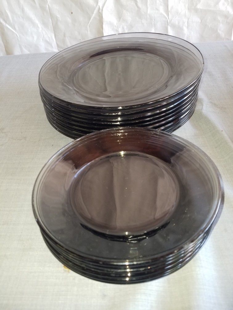 Brown glass dinnerware 8 dinner plates 10 1/2", 6 salad plates 7 3/8" A126Z567
