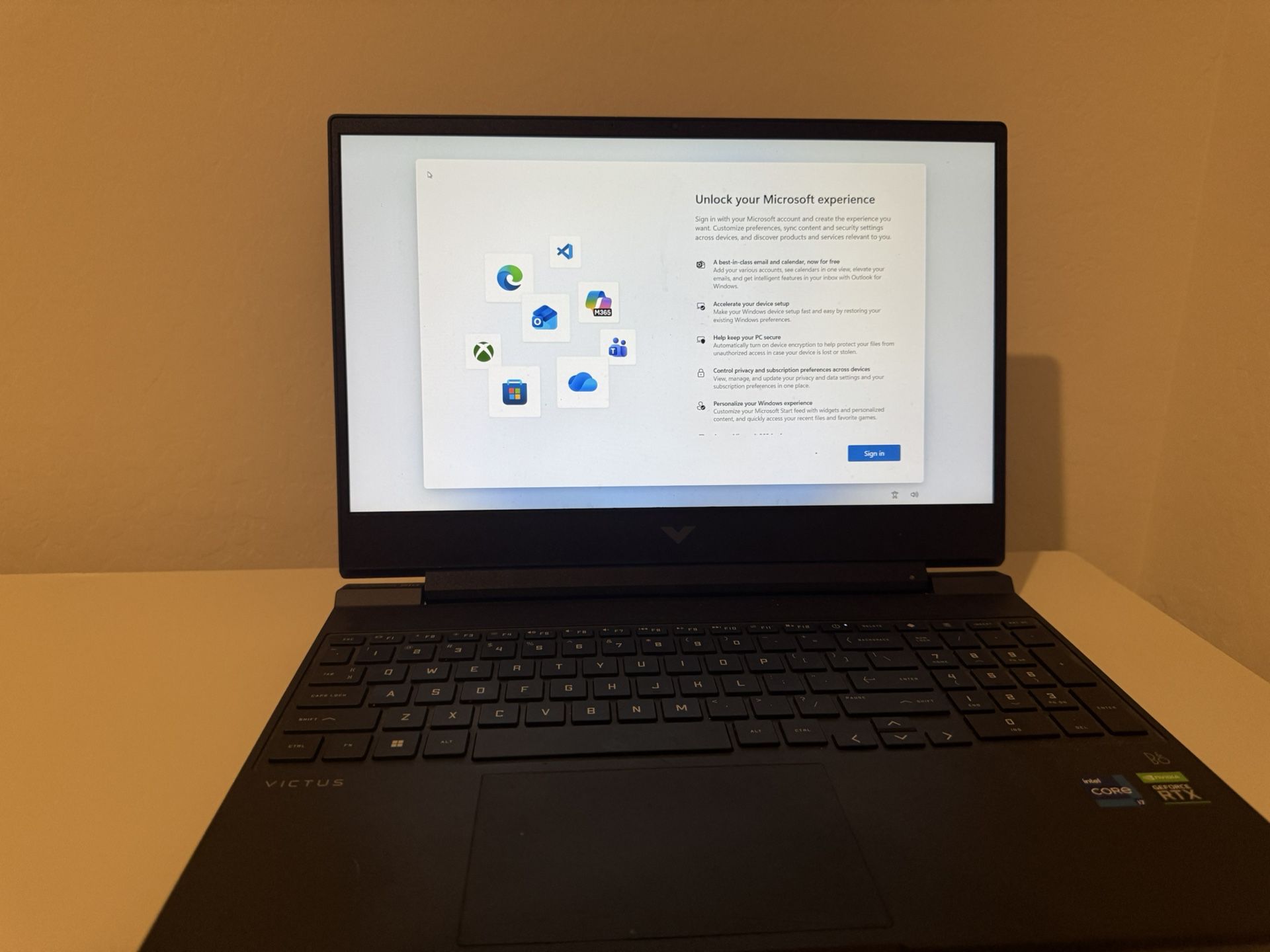 hp victus gaming laptop