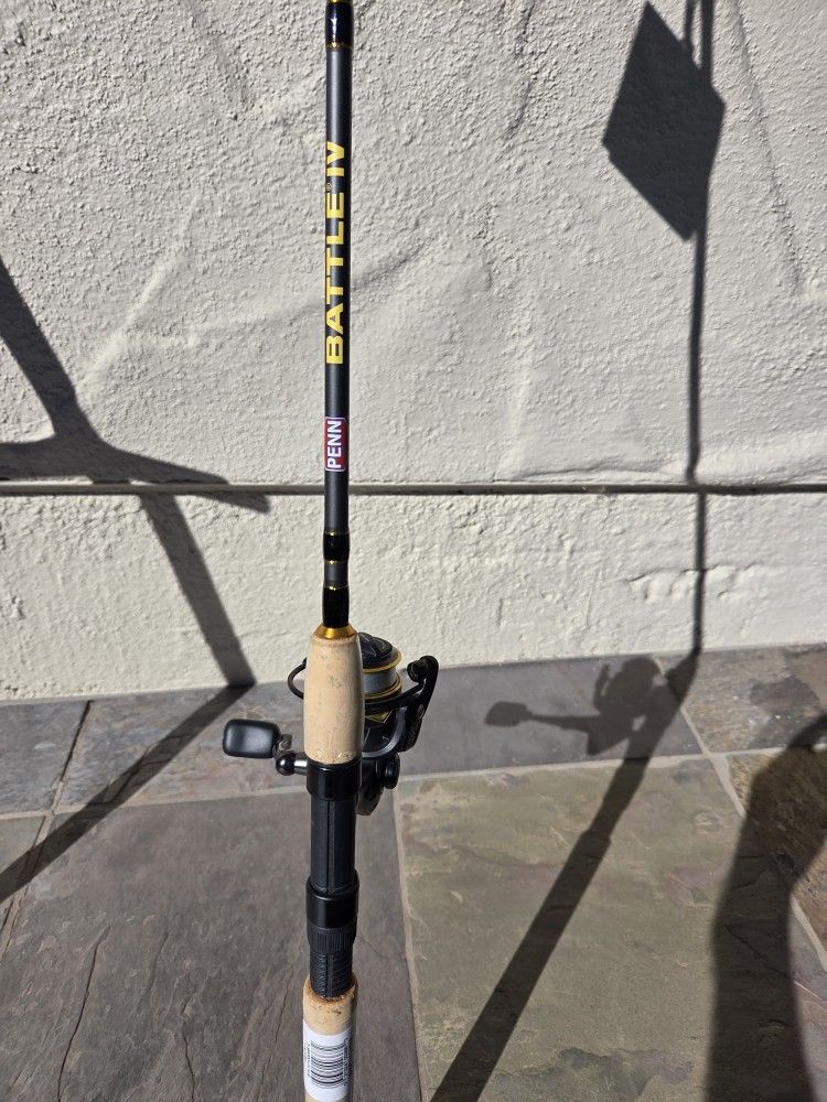 Penn Battle IV 1000 fishing Combo Rod And Reel