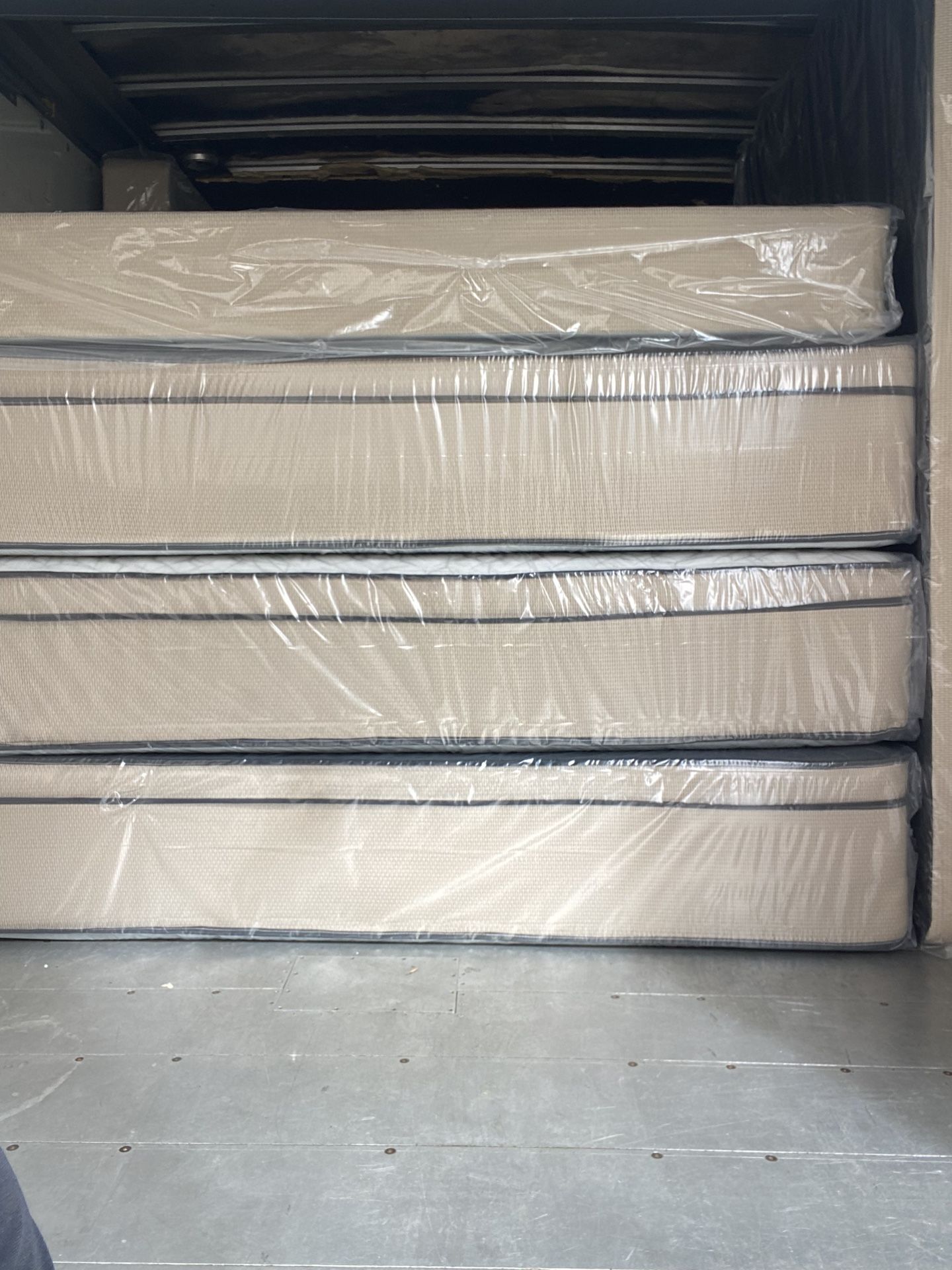 Queen Pillowtop Set New In Plastic Free Delivery In Atlanta