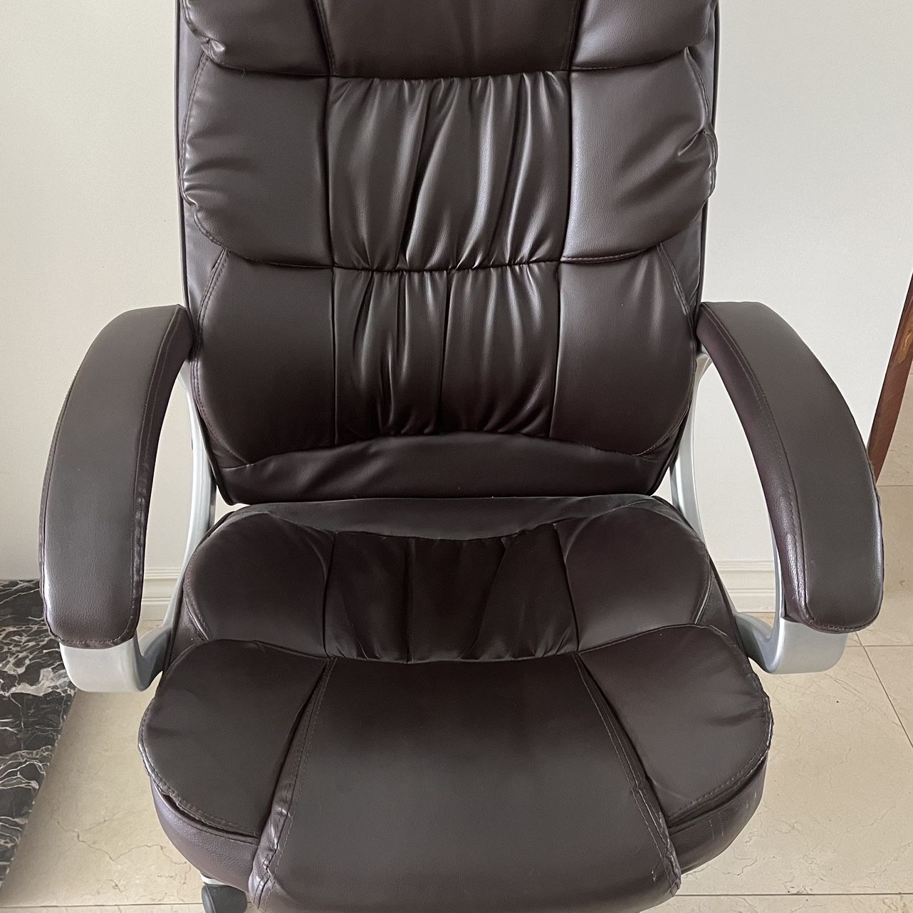 Executive Office Chair In Brown Like New