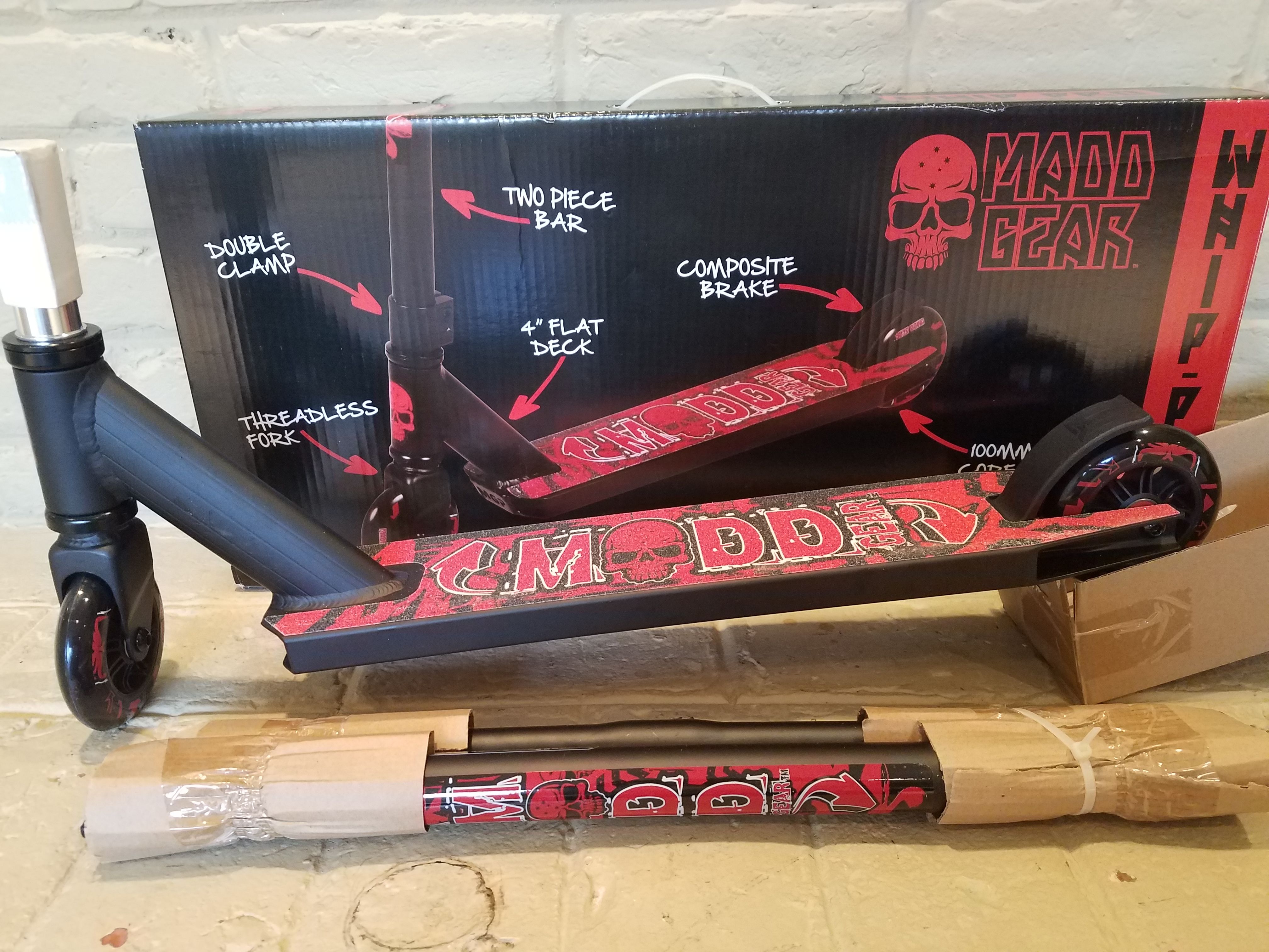 MADD GEAR WHIP-PRO SCOOTER