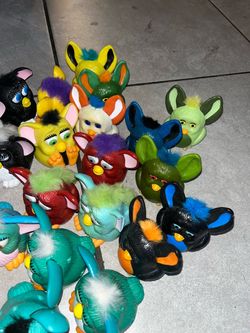 1998 McDonald's Furby Happy Meal Toy Lot