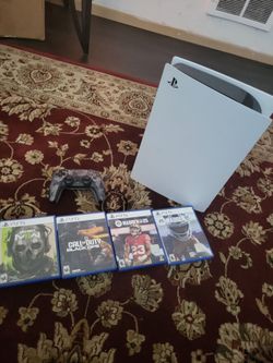 Playstation 5 plus 4 games and controller