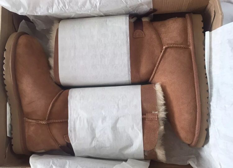 Ugg Boots **NEW**