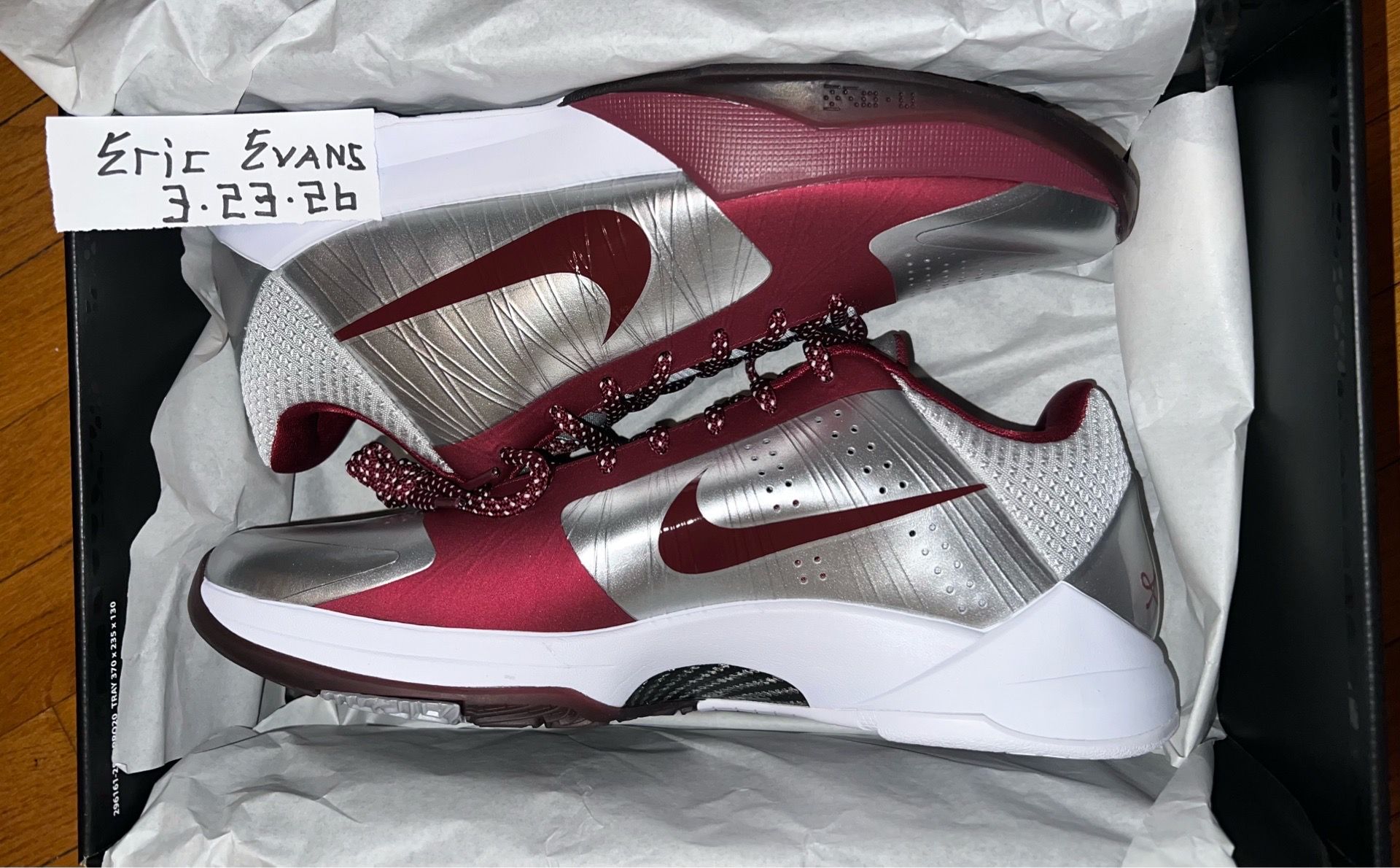 Kobe 5 “Lower Merion Aces Away” Size 13