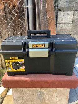 Dewalt tool box
