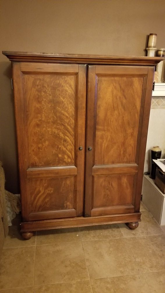 Computer Desk Hutch Armoire Cupboard