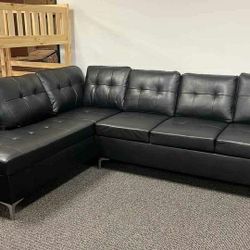 The Best Price Brand New Product 💐 Finance & Delivery Available ▪️Barrington Black 2 Piece Sectional with Chaise 
