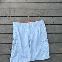 wearfirst cream cargo 36 jorts 