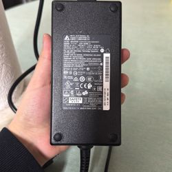 Delta 180w Laptop Charger For ASUS Laptop
