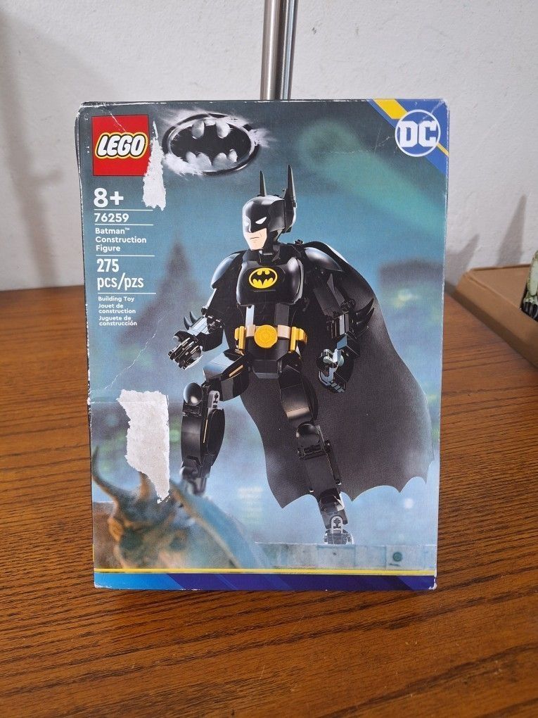 Brand New! LEGO DC Batman Construction Figure (76259)