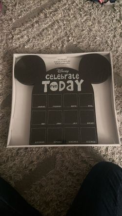 Mickey Pin Board