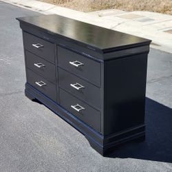 Furniture Dresser 6 Drawers* FREE LOCAL DELIVERY 