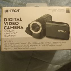 DIGITAL VIDEO CAMERA 