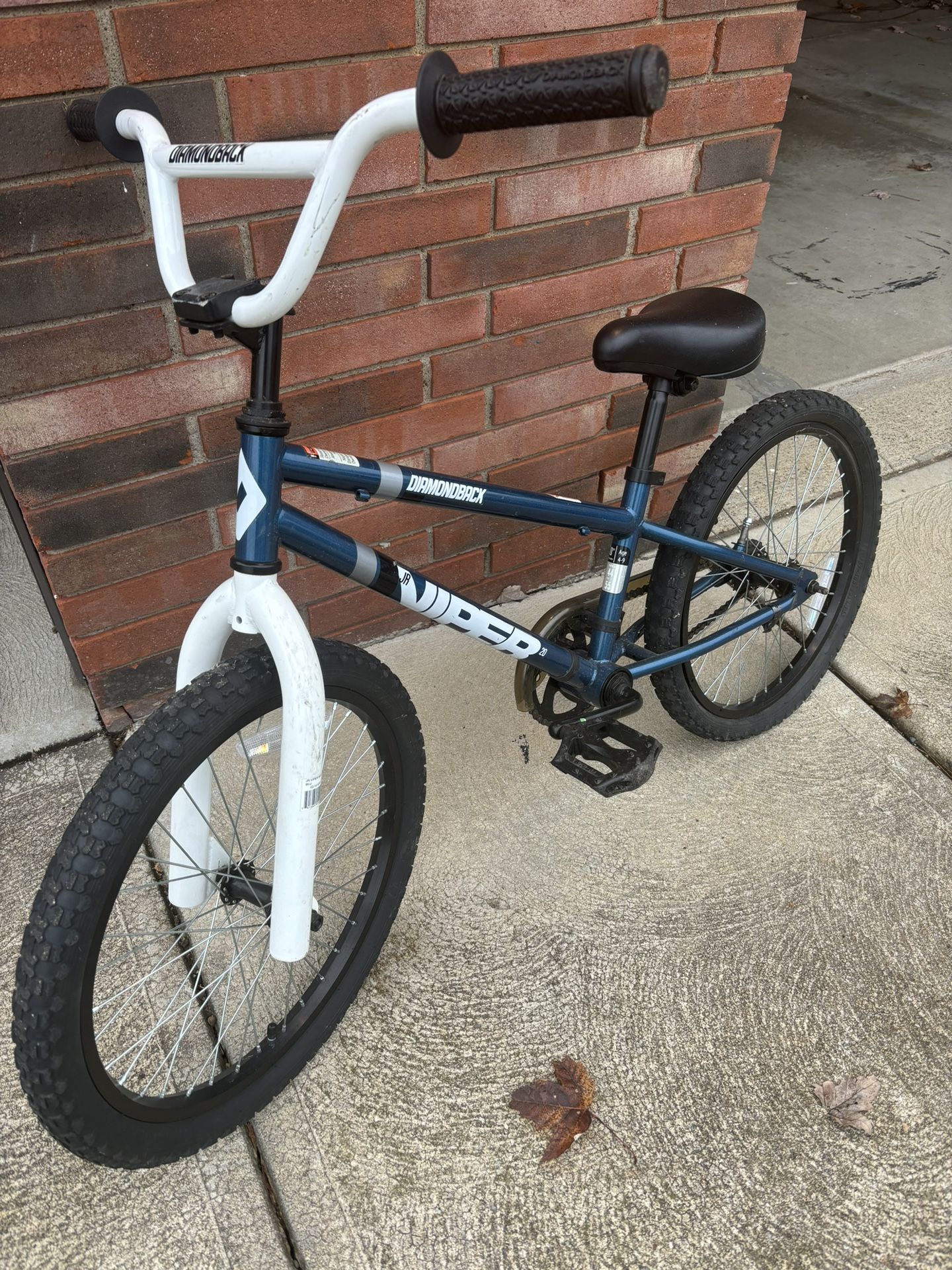 Diamondback Viper Youth Bike 16 Inch Wheels 