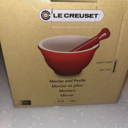 Le Creuset Mortar & pesto