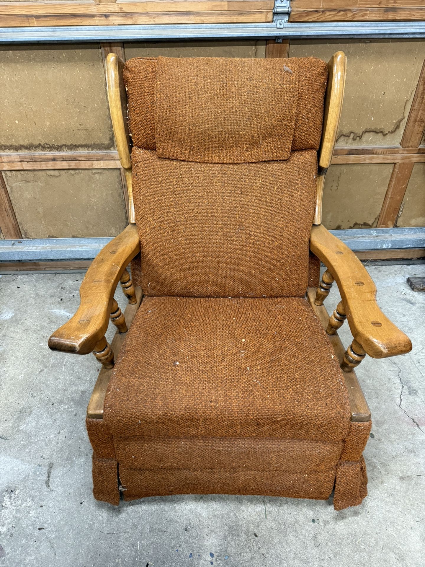 Vintage Recliner - Low / Short / Small