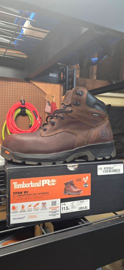 11 1/2  wide Composite Toe Work Boot