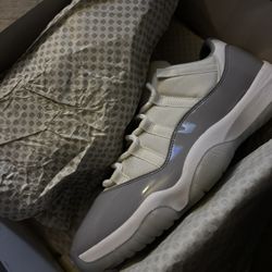 Air Jordan 11