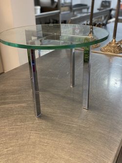 Short Elegant Pedestals