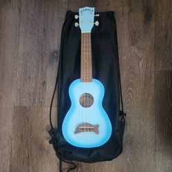 Makala ukulele blue