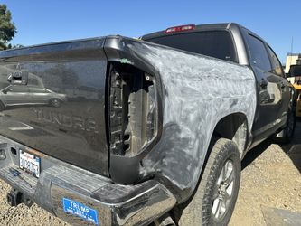 Bed Truck