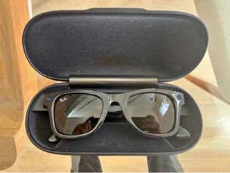 Ray-Ban Stories  - Black - Wayfarer