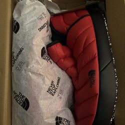 North Face Boots & Dunks For Sale 