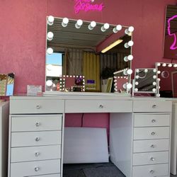 Large Vanity Set. Glass Top Design With Bluetooth Mirror.