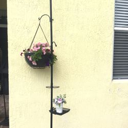 Flower/bird Feeder Garden Stake