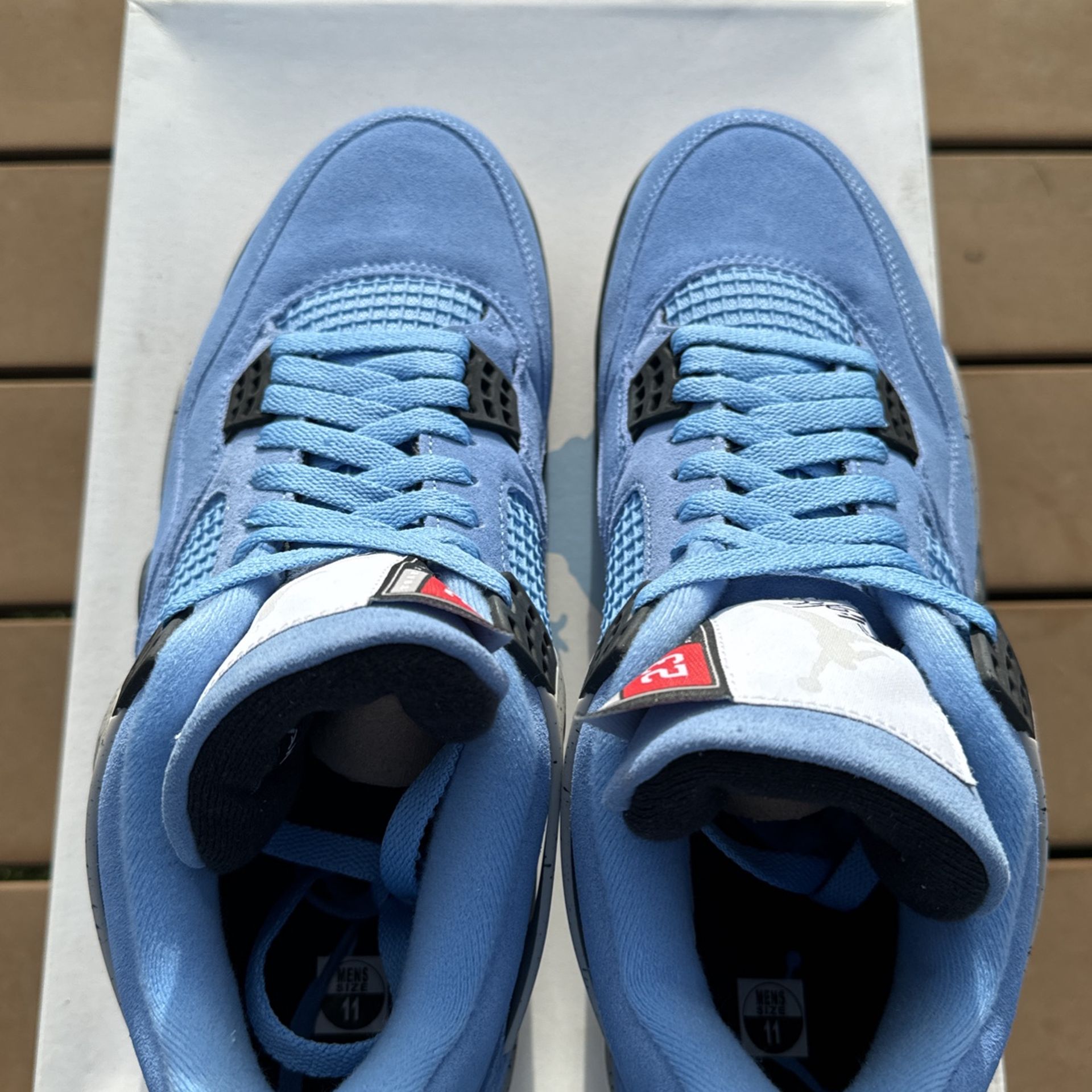 Nike Air Jordan 4 Retro University Blue
