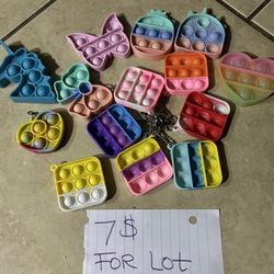 Popits And My Life Dolls And Accessories. 