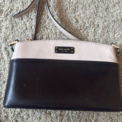 Cross Body Purse / Kate Spade 