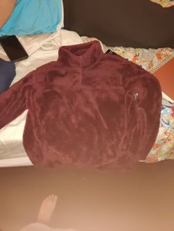 Eddie Bauer Maroon Fleece