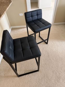 Bar stools!! New!