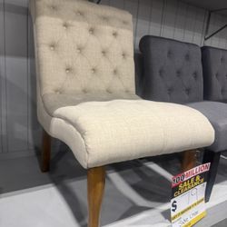 Side Chair / Accent Chair