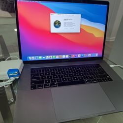 Macbook Pro 15 inch i9 32gb 