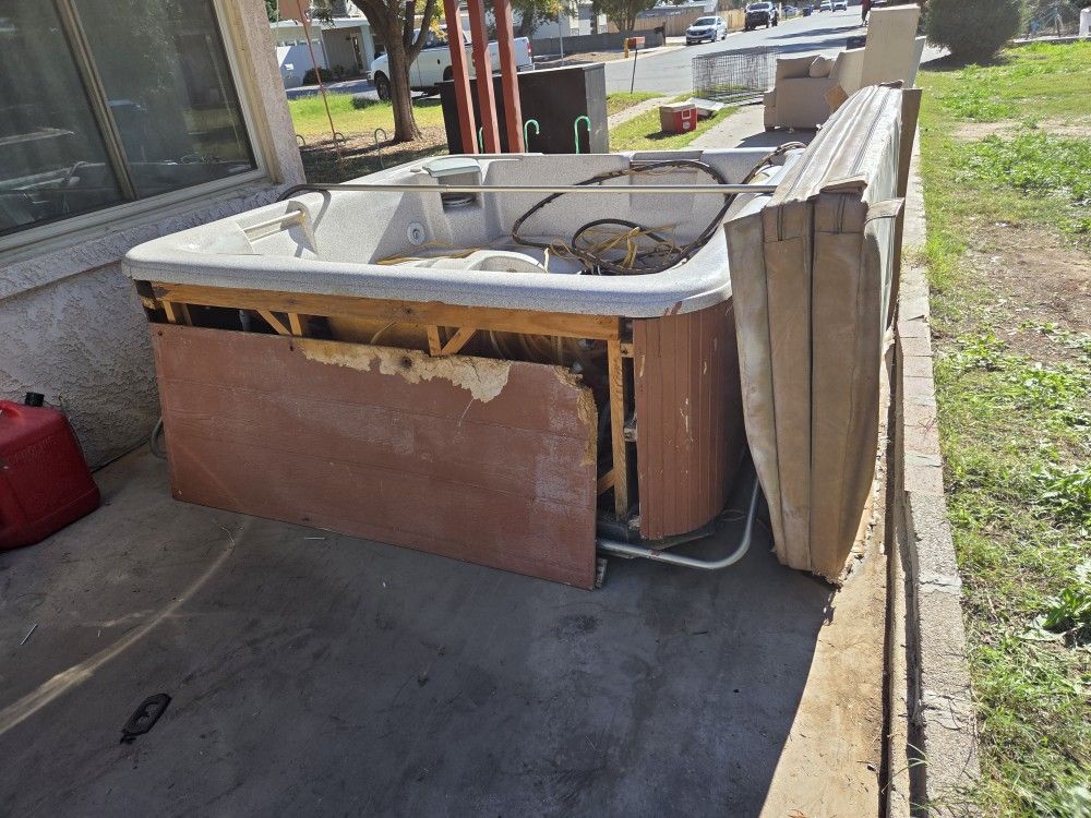 free hot tub IT WORKS