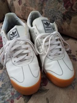 Adidas mens size 10