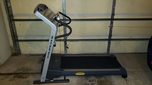 Golds Gym 480 treadmill NON WORKING for Sale in Elgin, IL - OfferUp