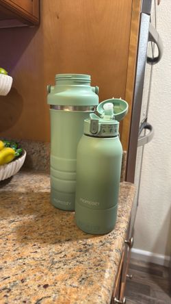 Momcozy Cooler & Portable Warmer